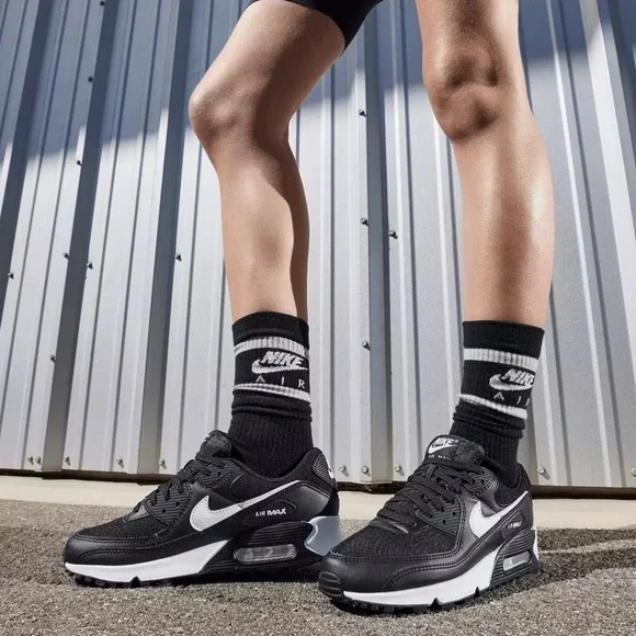 Nike Women's Air Max 90 Black and White Shoes - Picture 2 of 5